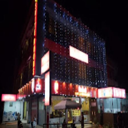 Redbell Suites Residency Kondotty Exterior photo